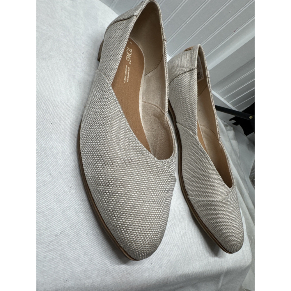 Toms Loafer Women's Flat Beige SlipOns 8W Work Church Everyday Office New No Box - Picture 5 of 16